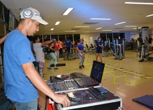 Programação especial com Dj na Academia Sesc Centro