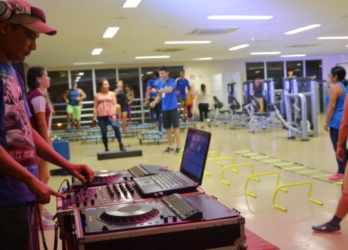 Programação especial com Dj na Academia Sesc Centro