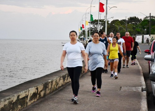 Caminhada monitorada pela orla