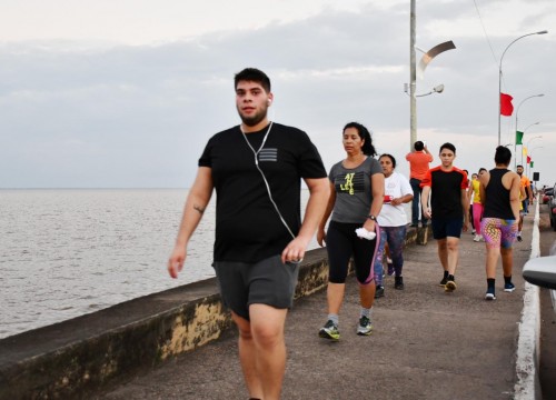 Caminhada monitorada pela orla