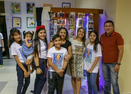 Vernissage e Noite de Autógrafos