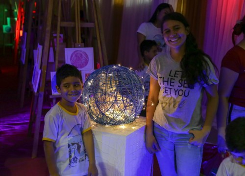 Vernissage e Noite de Autógrafos