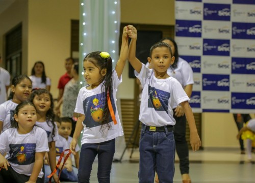 Vernissage e Noite de Autógrafos