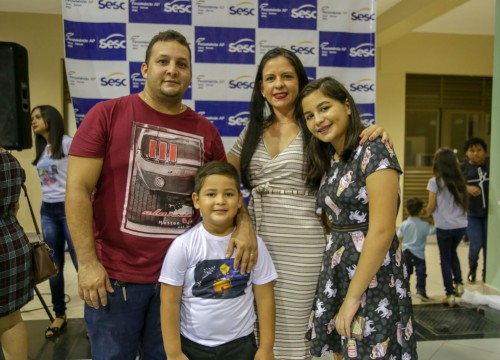 Vernissage e Noite de Autógrafos