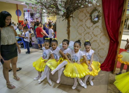 Vernissage e Noite de Autógrafos