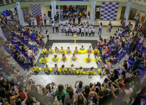 Vernissage e Noite de Autógrafos