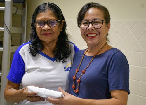 Entrega dos óculos do Projeto Ver para Aprender 