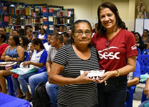 Entrega dos óculos do Projeto Ver para Aprender 