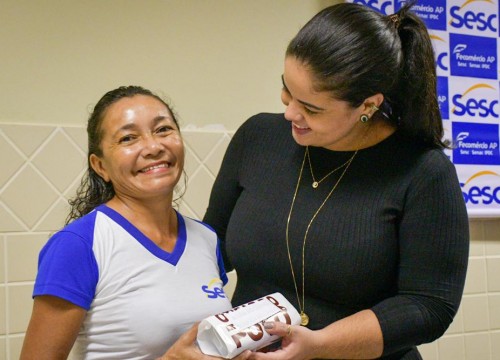 Entrega dos óculos do Projeto Ver para Aprender 