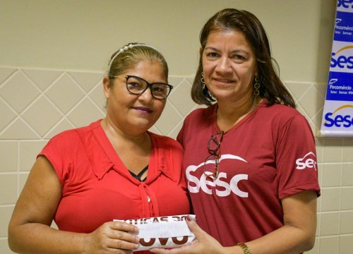 Entrega dos óculos do Projeto Ver para Aprender 