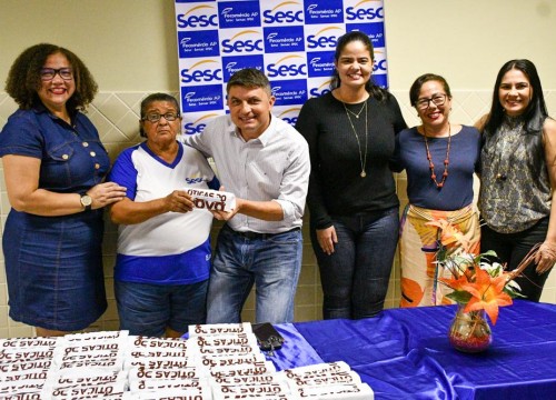 Entrega dos óculos do Projeto Ver para Aprender 