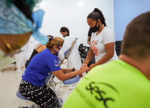 Massagem Relaxante aos funcionários do Sesc Amapá - Parceria com Senac