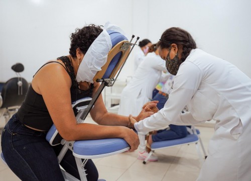 Massagem Relaxante aos funcionários do Sesc Amapá - Parceria com Senac