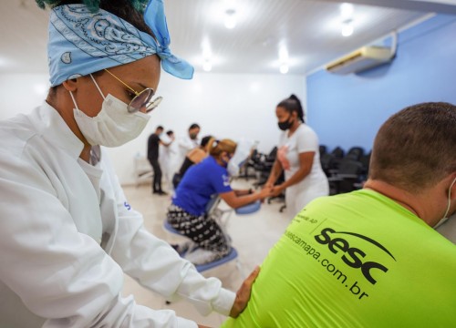 Massagem Relaxante aos funcionários do Sesc Amapá - Parceria com Senac