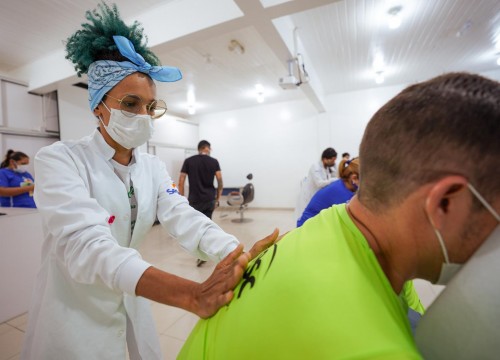Massagem Relaxante aos funcionários do Sesc Amapá - Parceria com Senac