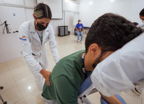 Massagem Relaxante aos funcionários do Sesc Amapá - Parceria com Senac