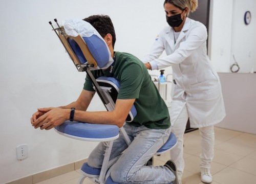 Massagem Relaxante aos funcionários do Sesc Amapá - Parceria com Senac