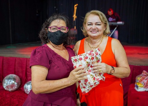 Confraternização EJA e Alegria de Viver