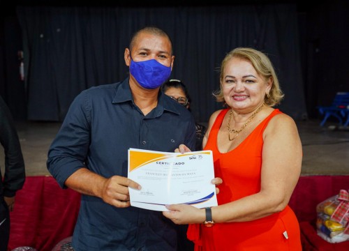Confraternização EJA e Alegria de Viver
