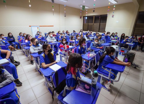 Projeto Cuidar e Adotar em um ato de Amor