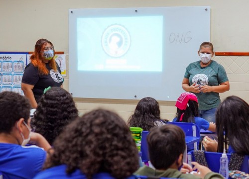 Projeto Cuidar e Adotar em um ato de Amor