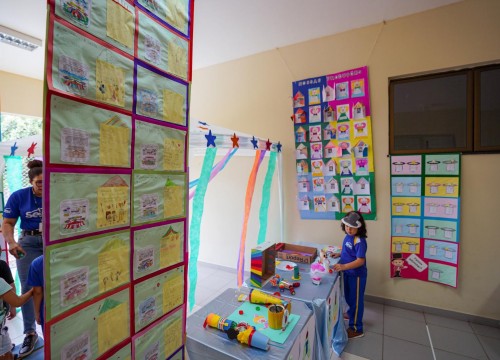 Circo na Escola - O Mundo Mágico do Saber