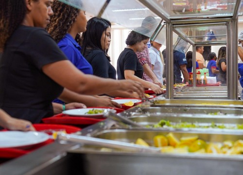 Almoço Junino com Raízes do Nordeste