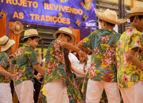 Revivendo Tradições - Turmas manhã