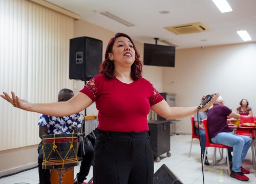 Happy Hour Música da Gente - Silmara Lobato