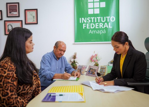 Assinatura do Termo de Cooperação Técnica com o IFAP