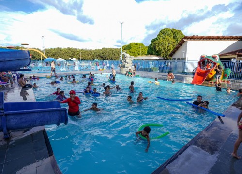 Sesc Verão - Domingueira do Bem-Estar