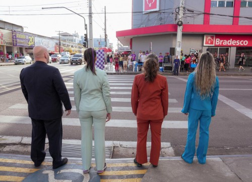 Palco Giratório - Espetáculo Desvio com Muovere Cia. de Dança