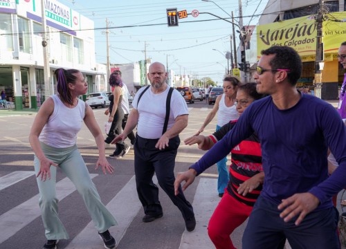 Palco Giratório - Espetáculo Desvio com Muovere Cia. de Dança