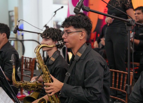 Sesc Partituras com Elizeu Costa e Orquestra Tarumã