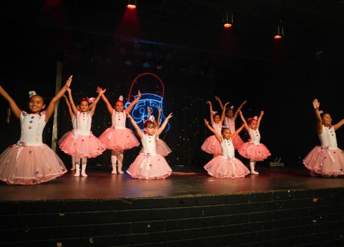 Encerramento dos Cursos de Dança, Música e Artes