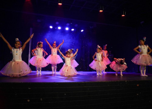 Encerramento dos Cursos de Dança, Música e Artes