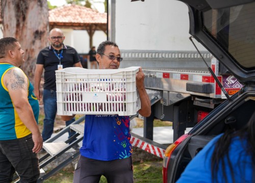 Doação de Bio Açaí pela Conab