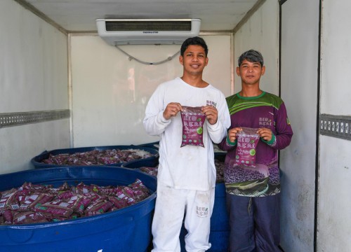 Doação de Bio Açaí pela Conab