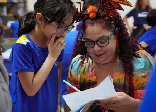 Contação de histórias Escola Sesc com Márcia Galindo 