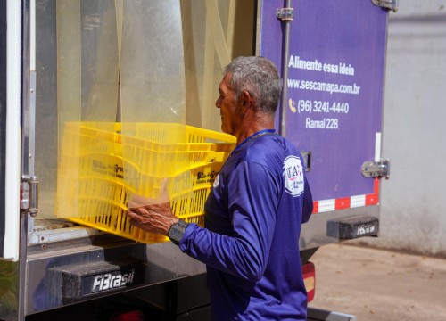Entrega de Açaí Sesc Mesa Brasil