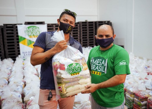 Mesa Brasil Urgente Repassa 400 cestas básicas