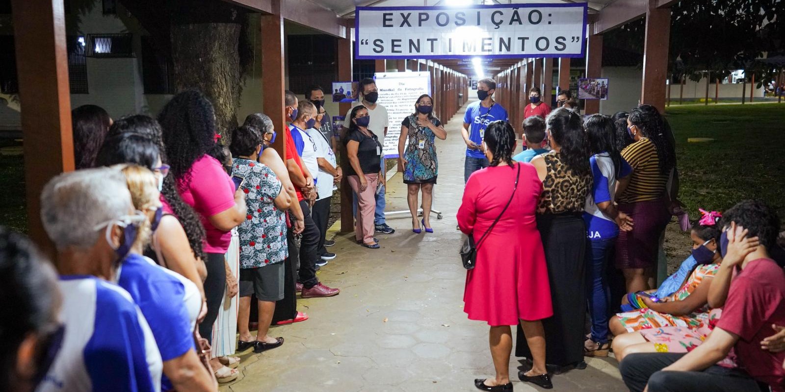 Exposição fotográfica retrata as vivências dos alunos da Educação de Jovens e Adultos Exposição fotográfica retrata as vivências dos alunos da Educação de Jovens e Adultos