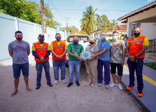 Mesa Brasil entrega cestas básicas para projeto socioeducativo da Guarda Civil de Macapá
