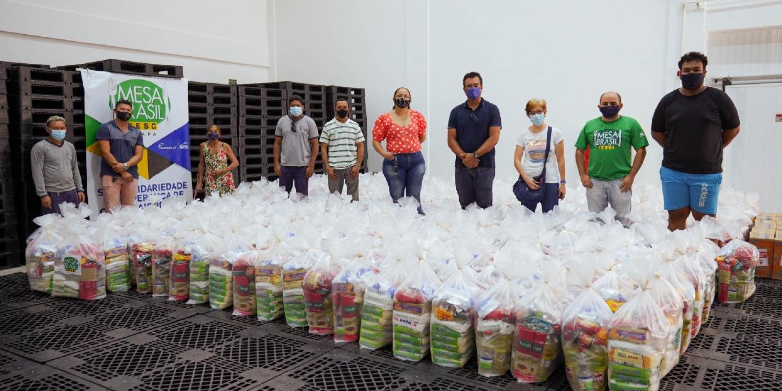 Repasses da campanha nacional Mesa Brasil Urgente são convertidos em 400 cestas básicas