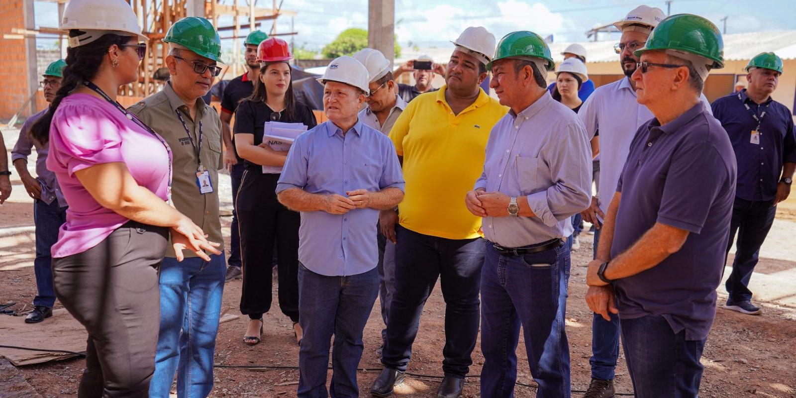 Obras do Condomínio Sesc e Senac Santana recebem visita técnica de membros da Fecomércio Amapá e prefeitura municipal