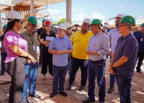 Obras do Condomínio Sesc e Senac Santana recebem visita técnica de membros da Fecomércio Amapá e prefeitura municipal