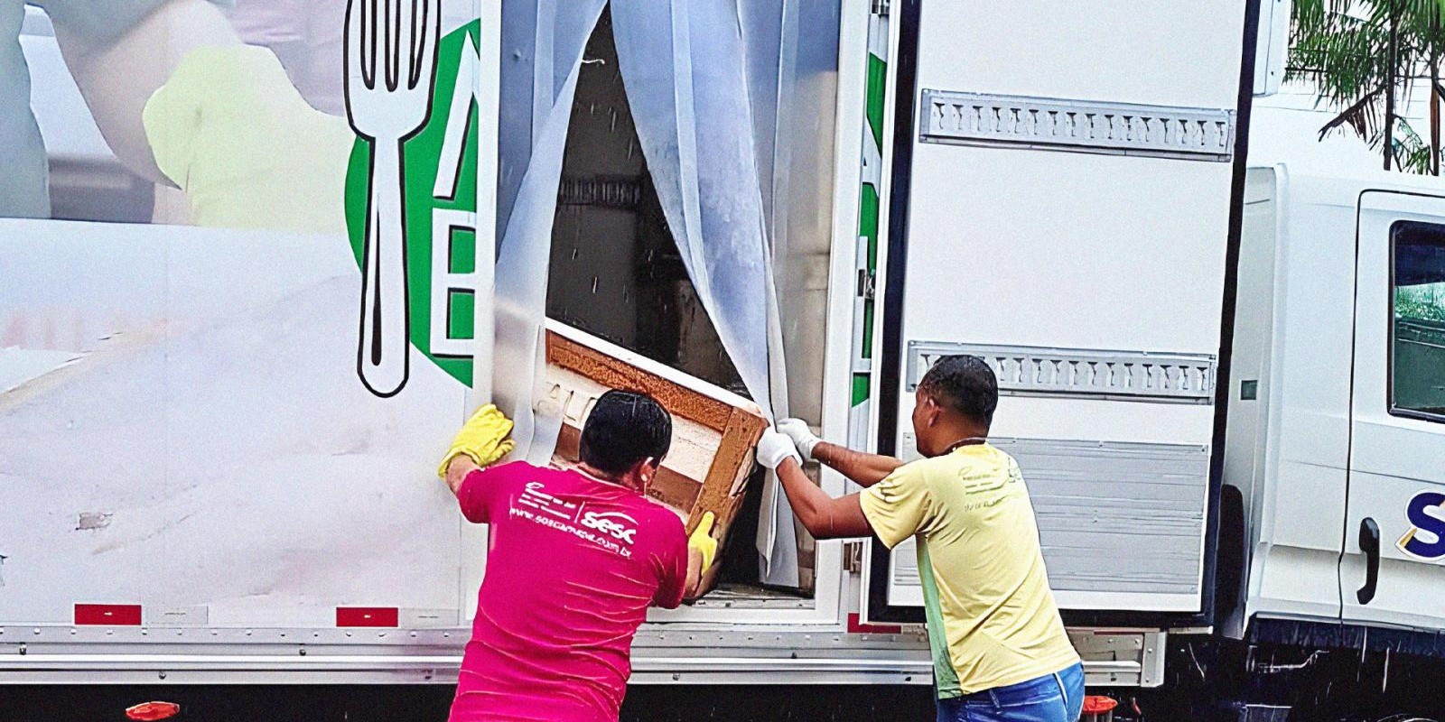 Mesa Brasil recebe mais de 800 quilos de pescado apreendido pelo Ibama Mesa Brasil recebe mais de 800 quilos de pescado apreendido pelo Ibama